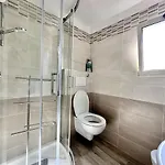 Golden Luxe - House Sea View *