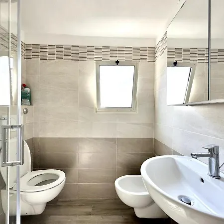 דירה Golden Luxe - House Sea View